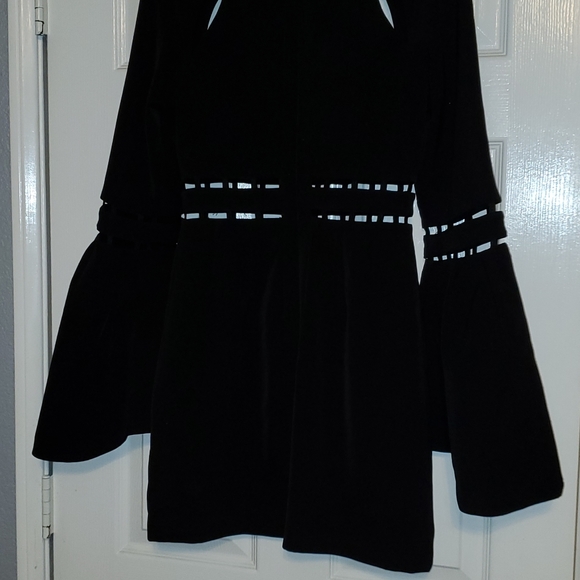 FINDER BLACK MINI DRESS - Picture 11 of 12